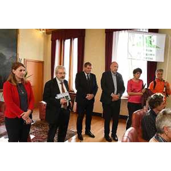 Rosaria Capozzi (M5S), Furio Honsell (Open Sinistra Fvg), Marko Pisani (Ssk), Roberto Cosolini (Pd) e Giulia Massolino (Patto per l'Autonomia-Civica Fvg) - Rosaria Capozzi (M5S), Furio Honsell (Open Sinistra Fvg), Marko Pisani (Ssk), Roberto Cosolini (Pd) e Giulia Massolino (Patto per l'Autonomia-Civica Fvg)