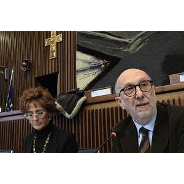 Lassessore regionale alla Salute Riccardo Riccardi alla riunione della III Commissione. - Lassessore regionale alla Salute Riccardo Riccardi alla riunione della III Commissione.