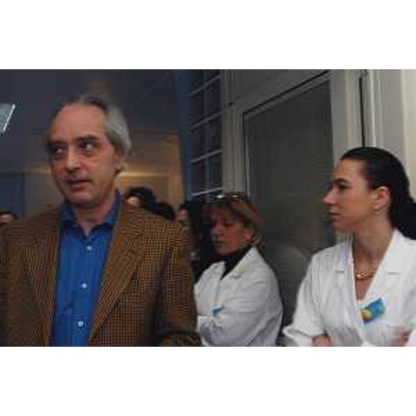 Gianni Pecol Cominotto (Assessore regionale all'organizzazione, personale e sistemi informativi) all'inaugurazione delle nuove sale parto a San Daniele. (San Daniele del Friuli, 29/03/04)