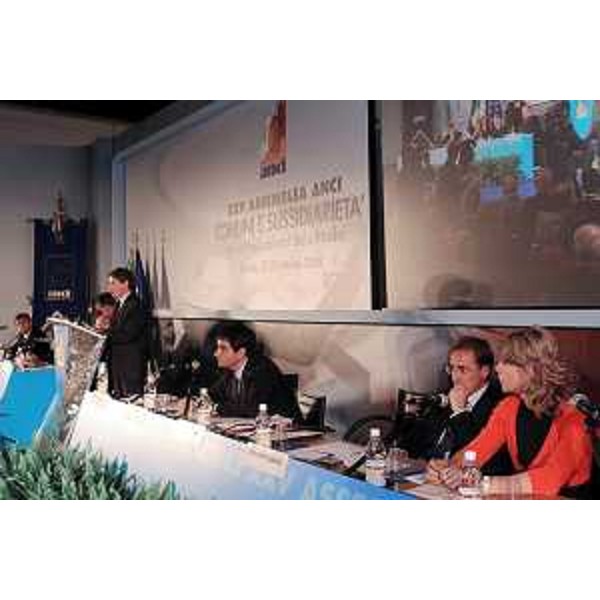 Federica Seganti (Assessore regionale alla pianificazione territoriale, autonomie locali e sicurezza) all'assemblea nazionale dell'Anci. (Trieste, 22/10/08)