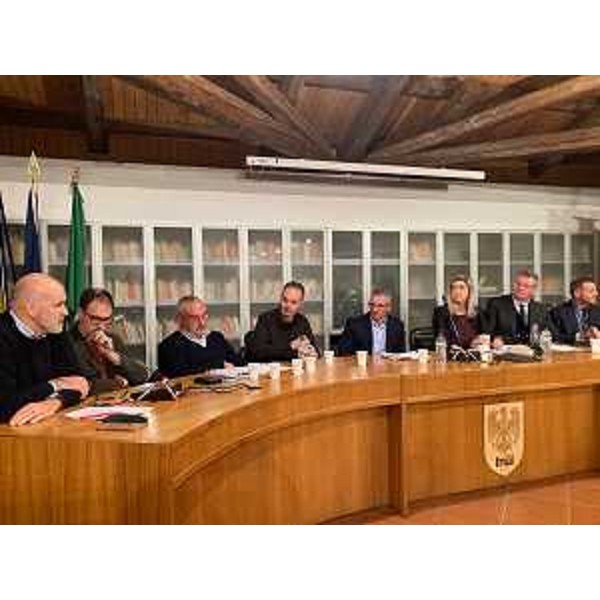 L'assessore regionale a Infrastrutture e territorio Cristina Amirante intervenuta al dibattito pubblico sul Tagliamento a Varmo - L'assessore regionale a Infrastrutture e territorio Cristina Amirante intervenuta al dibattito pubblico sul Tagliamento a Varmo