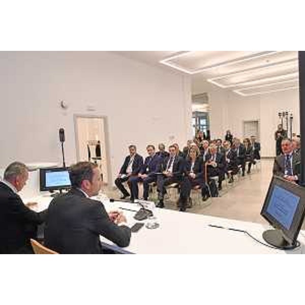 Il governatore Massimiliano Fedriga all'incontro promosso TEHA Club - Il governatore Massimiliano Fedriga all'incontro promosso TEHA Club