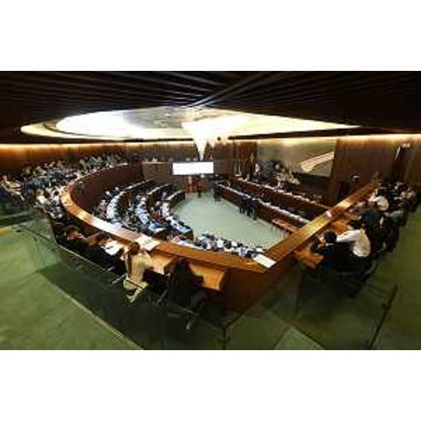 Studenti assistono alla seduta del Consiglio regionale del Fvg - Studenti assistono alla seduta del Consiglio regionale del Fvg