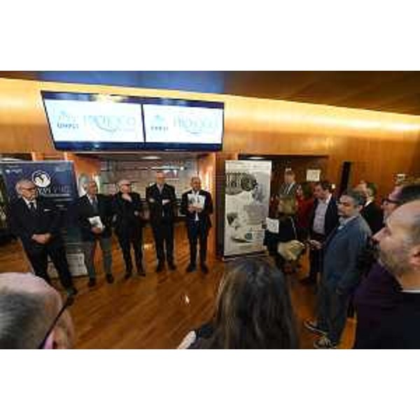 Inaugurazione della rassegna Presepi Fvg in Consiglio regionale e presentazione della tessera socio Unpli 2025 con i loghi Io Sono Friuli Venezia Giulia e Nova Gorica-Gorizia Capitale europea della Cultura 2025 - Inaugurazione della rassegna Presepi Fvg in Consiglio regionale e presentazione della tessera socio Unpli 2025 con i loghi Io Sono Friuli Venezia Giulia e Nova Gorica-Gorizia Capitale europea della Cultura 2025