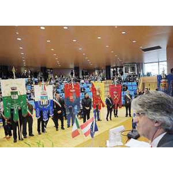 Renzo Tondo (Presidente Friuli Venezia Giulia) al convegno di presentazione dei bilanci del Programma di cooperazione transfrontaliera Interreg IIIA Italia-Austria 2000-2006, a Udine. (Udine 05/11/08) 