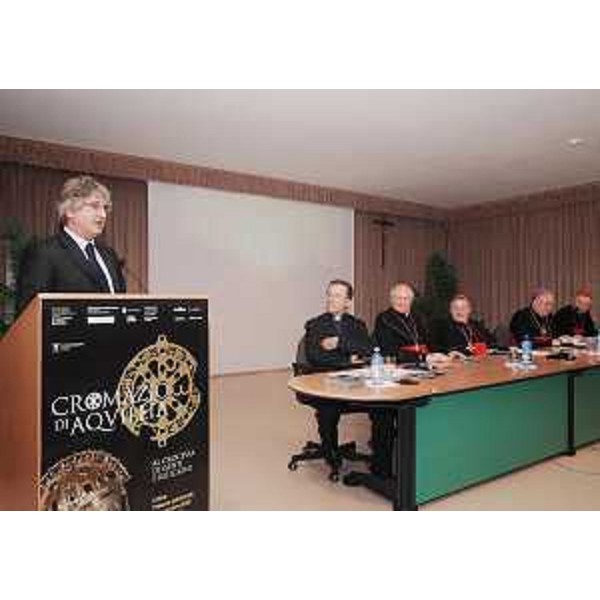 Renzo Tondo (Presidente Friuli Venezia Giulia) interviene all'inaugurazione della mostra "Cromazio di Aquileia al crocevia di genti e religioni", nel Palazzo Patriarcale di Udine. (Udine 06/11/08)