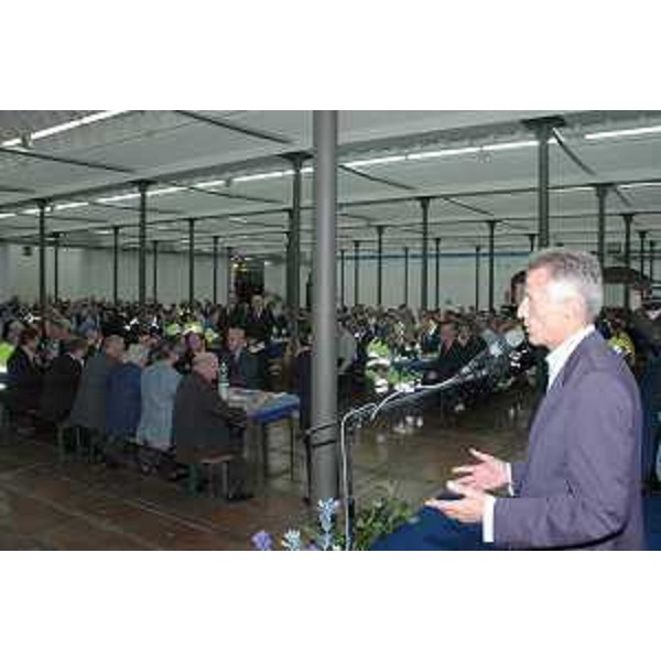 Riccardo Illy (Presidente Regione Friuli Venezia Giulia) all'incontro dei volontari della Protezione Civile e delle associazioni di volontariato del Friuli Venezia Giulia. (Martignacco 16/09/06)