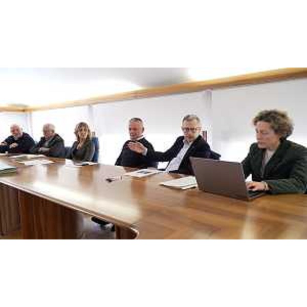 Una fase della conferenza stampa svoltasi a Barcis - Una fase della conferenza stampa svoltasi a Barcis