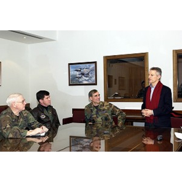 Riccardo Illy (Presidente Friuli Venezia Giulia) in visita alla Base aerea di Aviano. (Aviano 21/01/04)