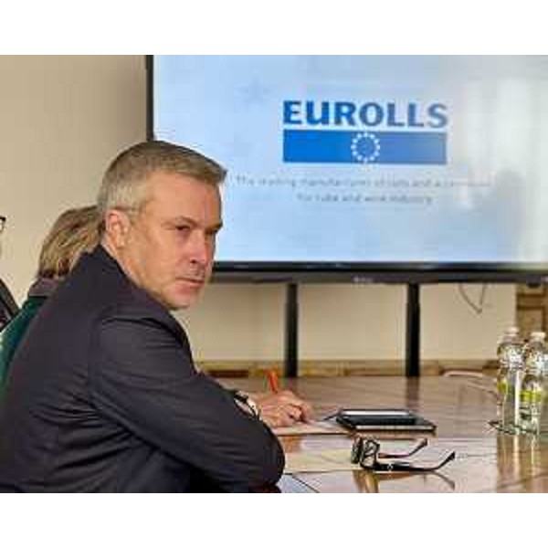 L'assessore regionale Sergio Emidio Bini alla visita a Eurolls a Villa Santina - L'assessore regionale Sergio Emidio Bini alla visita a Eurolls a Villa Santina