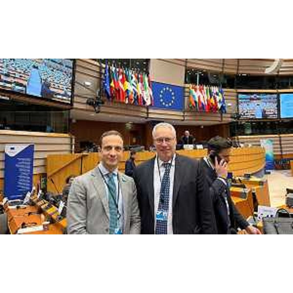 Il governatore Massimiliano Fedriga con il presidente del Consiglio regionale Mauro Bordin - Il governatore Massimiliano Fedriga con il presidente del Consiglio regionale Mauro Bordin