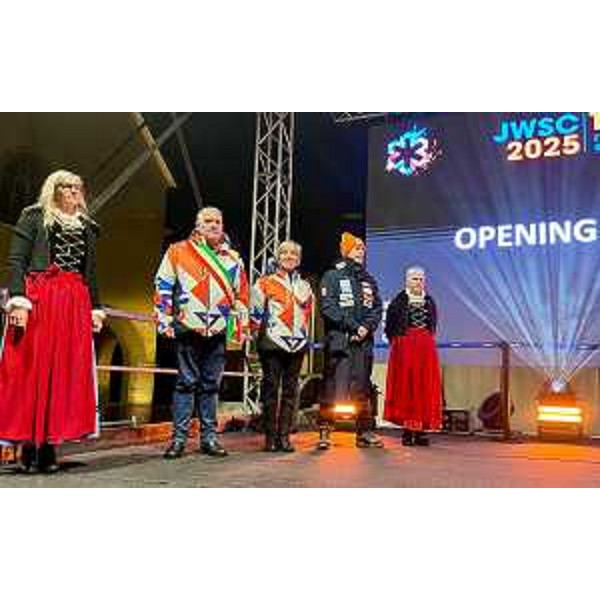 Le autorità alla cerimonia di apertura dei Campionati Mondiali Juniores di Sci Alpino 2025 di Tarvisio (FIS Alpine Junior World Ski Championships JWSC) - Le autorità alla cerimonia di apertura dei Campionati Mondiali Juniores di Sci Alpino 2025 di Tarvisio (FIS Alpine Junior World Ski Championships JWSC)