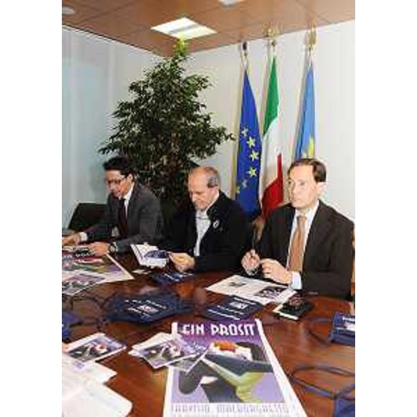 Luca Ciriani (Assessore regionale Attività produttive) alla presentazione dell'evento enogastronomico "Ein Prosit", a Udine. (Udine 13/11/08)