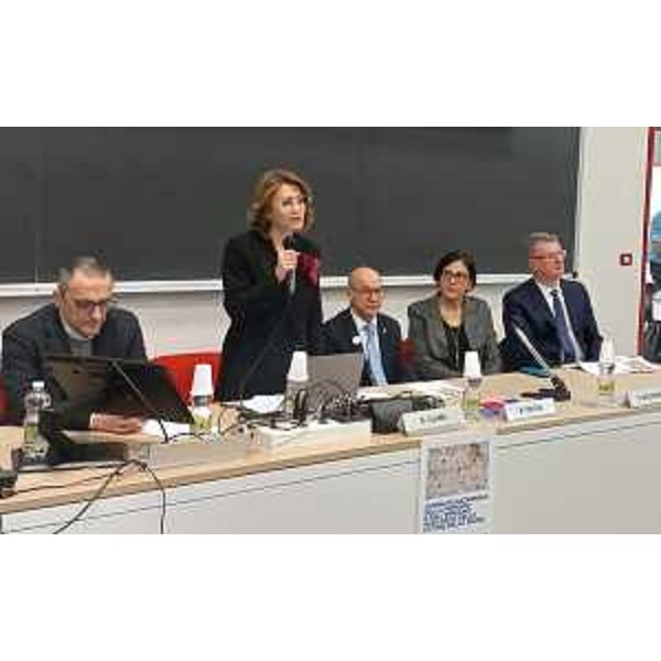 L'intervento di Barbara Clama. presidente dell'Osservatorio regionale antimafia del Fvg - L'intervento di Barbara Clama. presidente dell'Osservatorio regionale antimafia del Fvg