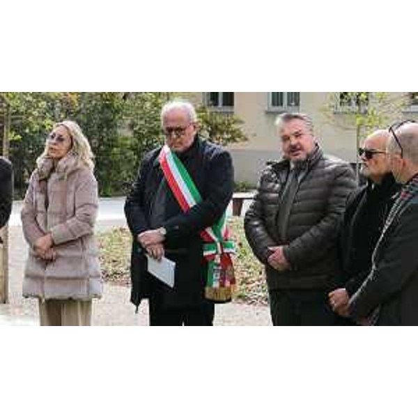 Il consigliere Bernardis accanto al sindaco di Gorizia, Rodolfo Ziberna - Il consigliere Bernardis accanto al sindaco di Gorizia, Rodolfo Ziberna
