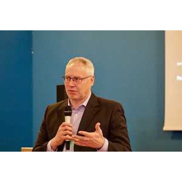 Bordin durante il suo intervento alla presentazione del libro - Bordin durante il suo intervento alla presentazione del libro
