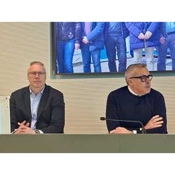 Mauro Bordin, presidente Cr Fvg, e Sergio Emidio Bini, assessore Fvg alle Attività produttive - Mauro Bordin, presidente Cr Fvg, e Sergio Emidio Bini, assessore Fvg alle Attività produttive