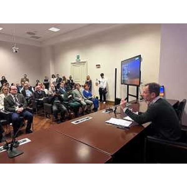Un momento della conferenza stampa. - Un momento della conferenza stampa.