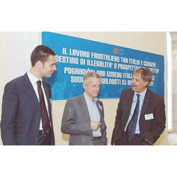Riccardo Illy (Presidente Friuli Venezia Giulia) a Parenzo in occasione del Convegno "Il lavoro frontaliero tra Italia e Croazia - Destino di illegalità o prospettiva di diritto". (Parenzo 13/10/03)
