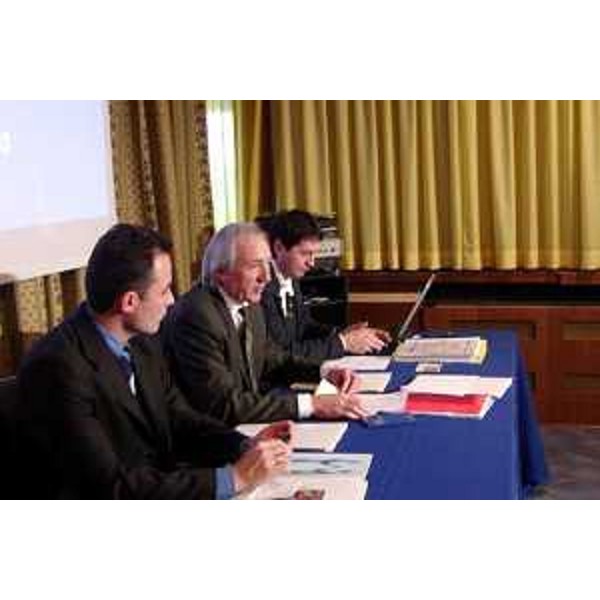 Conferenza stampa di presentazione della stagione 2003-2004 di Promotur. (Udine, 24/11/03)