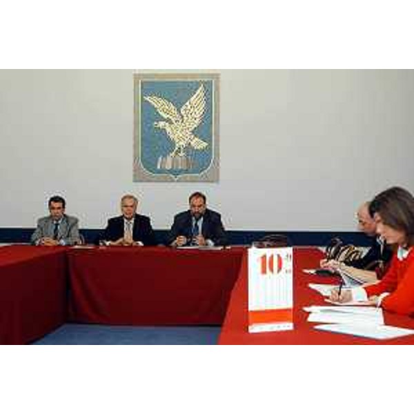 Roberto Cosolini (Assessore regionale al lavoro, formazione, università e ricerca) alla conferenza stampa di presentazione dell'EuroNanoForum. (Trieste, 04/12/03)