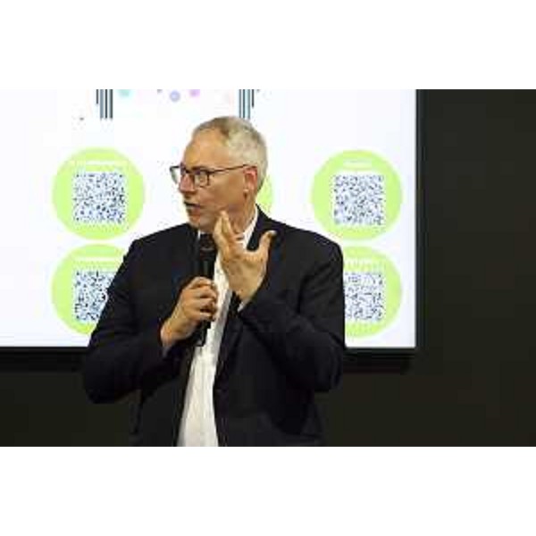 Il presidente del Cr Fvg, Mauro Bofdin, interviene a Villa Manin alla presentazione della prima audioguida interattiva - Il presidente del Cr Fvg, Mauro Bofdin, interviene a Villa Manin alla presentazione della prima audioguida interattiva 