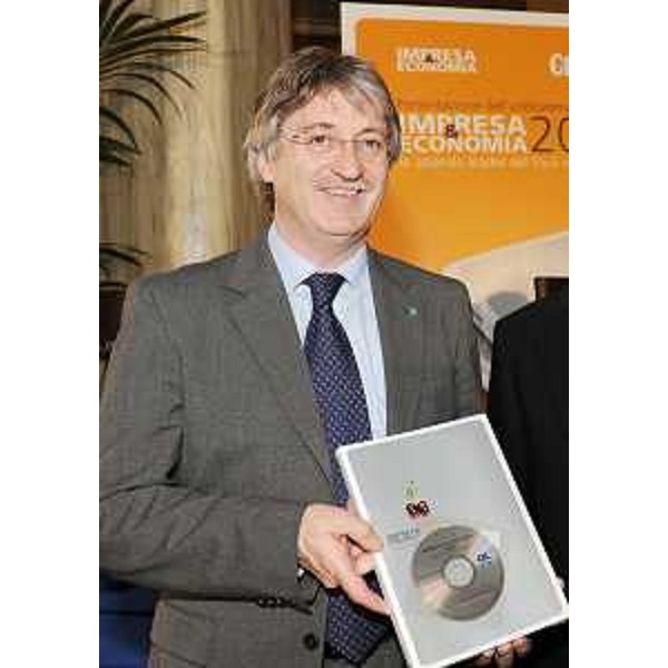 Renzo Tondo (Presidente Friuli Venezia Giulia) nel corso del dibattito "Impresa ed Economia 2008" organizzato dalla CCIAA di Trieste. (Trieste 15/12/08)