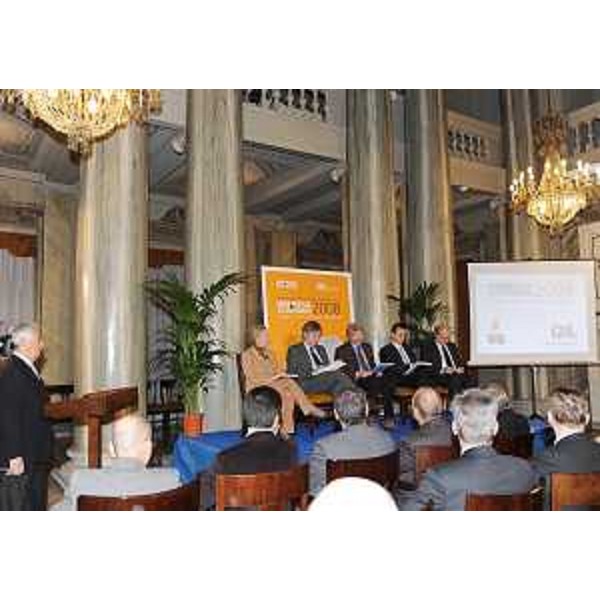 Maria T. Bassa Poropat (Presidente Provincia TS), Renzo Tondo (Presidente Friuli Venezia Giulia), Antonio Paoletti (Presidente Unioncamere), Ettore Rosato (Parlamentare) e Roberto Dipiazza (Sindaco TS) nel corso del dibattito "Impresa ed Economia 2008" organizzato dalla CCIAA di Trieste. (Trieste 15/12/08)