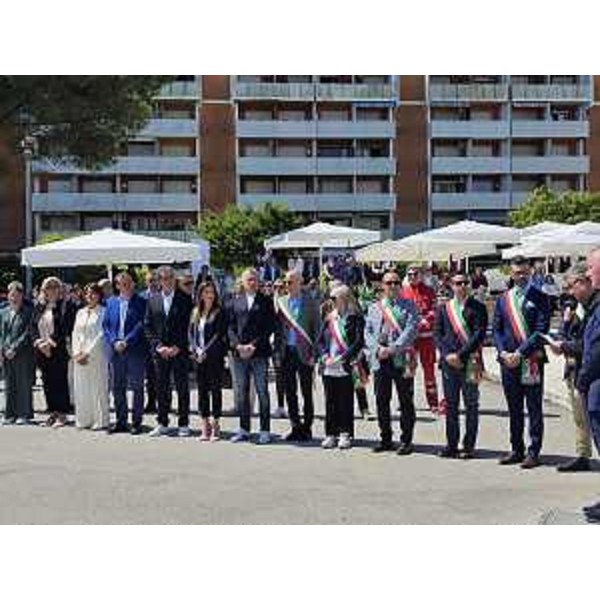 L'inagurazione a Aprilia Marittima - L'inagurazione a Aprilia Marittima