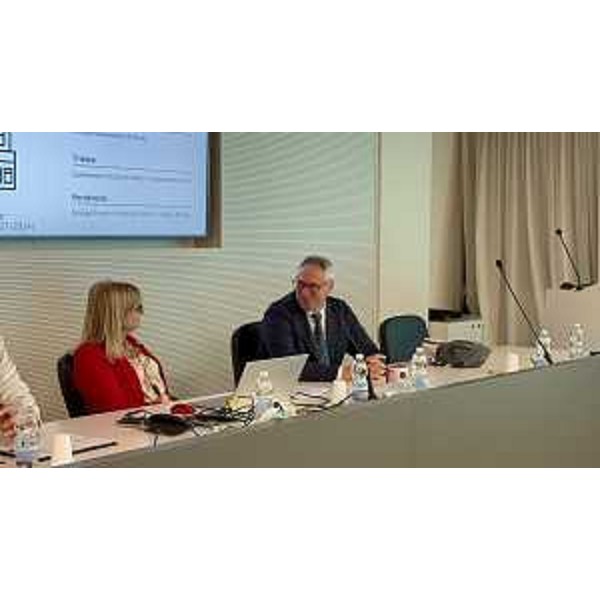 Il presidente del Consiglio regionale del Friuli Venezia Giulia, Mauro Bordin, durante il suo intervento. - Il presidente del Consiglio regionale del Friuli Venezia Giulia, Mauro Bordin, durante il suo intervento.