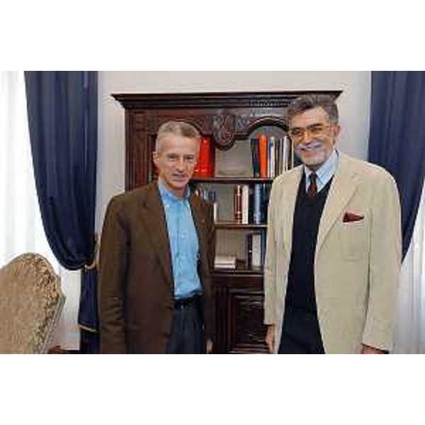 Riccardo Illy (Presidente della Regione Friuli Venezia Giulia) incontra Franco del Campo (Presidente del Comitato regionale per le comunicazioni). (Trieste, 06/11/03)
