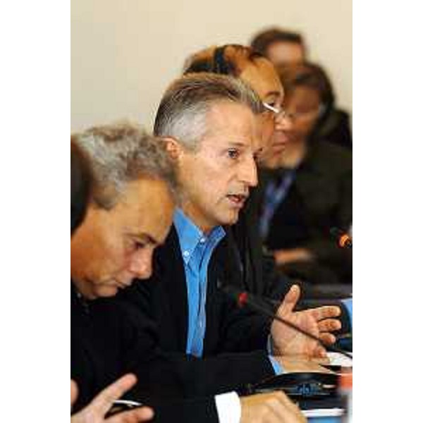 Roberto Antonione (Sottosegretario agli Affari Esteri), Riccardo Illy (Presidente della Regione Friuli Venezia Giulia). (Trieste, 24/10/03)