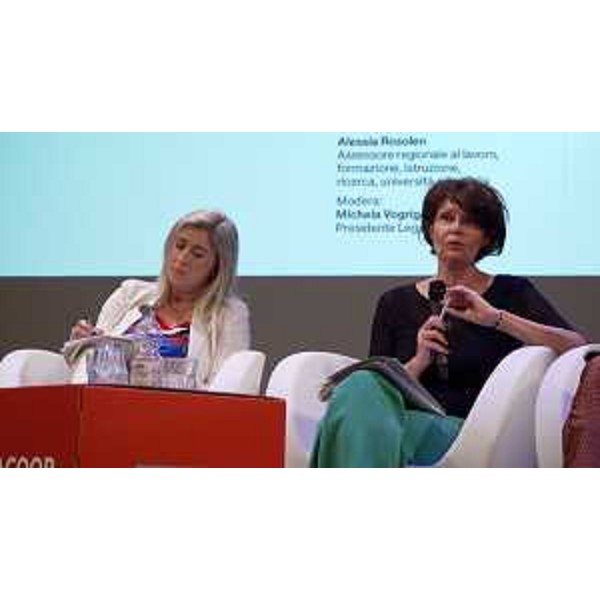 L'intervento dell'assessore regionale alla Famiglia Alessia Rosolen durante il convegno di Legacoop a Gorizia - L'intervento dell'assessore regionale alla Famiglia Alessia Rosolen durante il convegno di Legacoop a Gorizia