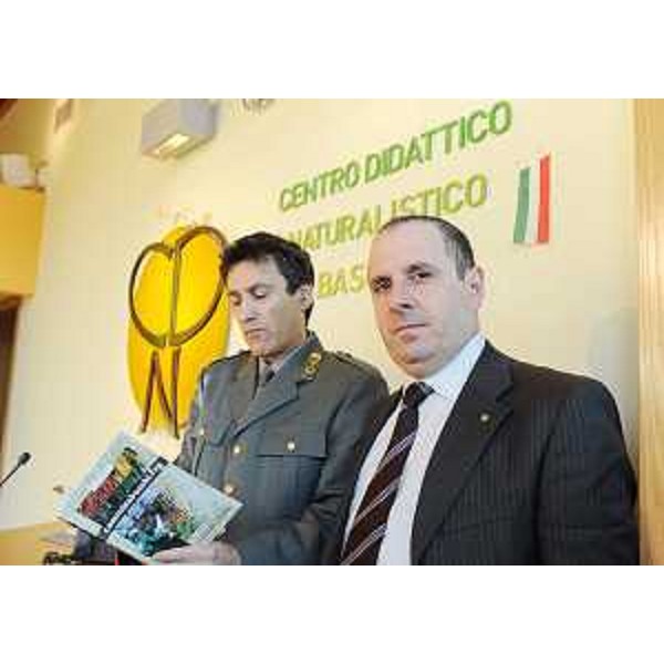 Claudio Violino (Assessore regionale Risorse forestali) alla presentazione della guida "Camminaboschi.fvg", al Centro didattico naturalistico di Basovizza sul Carso Triestino. (Basovizza 09/01/09)