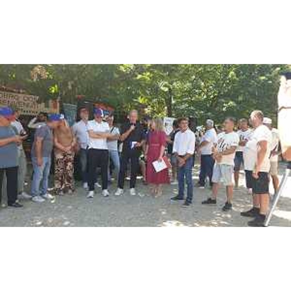L'assessore Scoccimarro interviene alla sedicesima edizione del "Torneo di Spasodvan" a San Dorligo della Valle. - L'assessore Scoccimarro interviene alla sedicesima edizione del "Torneo di Spasodvan" a San Dorligo della Valle. 