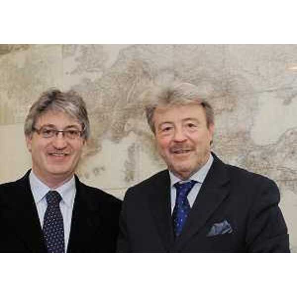 Renzo Tondo (Presidente Friuli Venezia Giulia) e Antonio Paoletti (Presidente CCIAA Trieste) nella sede della Regione a Trieste. (Trieste 21/01/09)