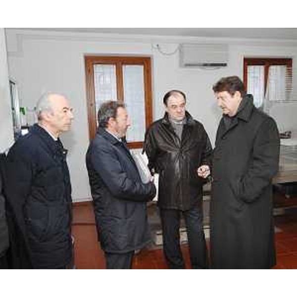 Roberto Di Paola (Direttore regionale Ministero Beni Culturali) visita l'Istituto regionale per il Patrimonio Culturale del Friuli Venezia Giulia con sede a Villa Manin (ex Centro di catalogazione e Scuola di restauro) accompagnato da Roberto Molinaro (Assessore regionale Cultura). (Villa Manin 22/01/09)