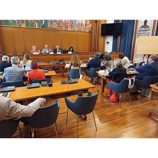 I consiglieri regionali e gli altri partecipanti alla seduta della V Commissione a Gorizia - I consiglieri regionali e gli altri partecipanti alla seduta della V Commissione a Gorizia