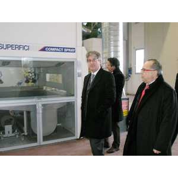 Renzo Tondo (Presidente Friuli Venezia Giulia) visita il Polo Tecnologico di Pordenone accompagnato da Michelangelo Agrusti (Presidente Polo Tecnologico PN). (Pordenone 28/01/09) 