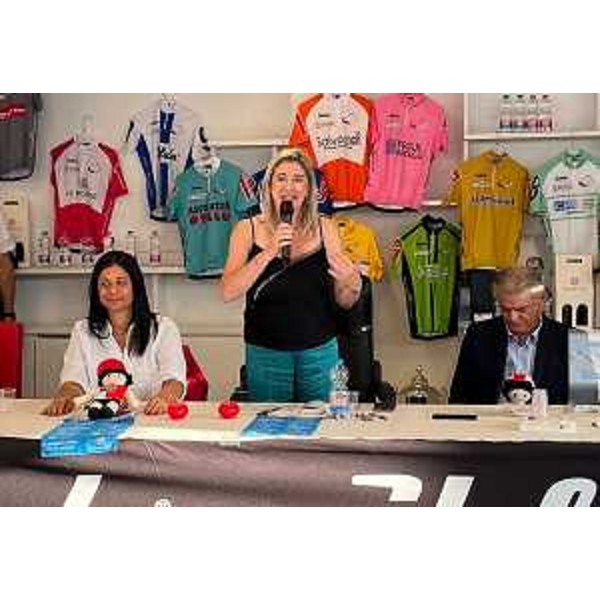 L'intervento dell'assessore Cristina Amirante duurante la presentazione della manifestazione sportiva - L'intervento dell'assessore Cristina Amirante duurante la presentazione della manifestazione sportiva