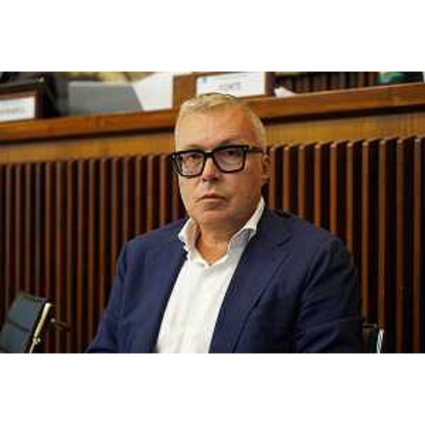 L'assessore regionale Sergio Emidio Bini in Consiglio regionale - L'assessore regionale Sergio Emidio Bini in Consiglio regionale