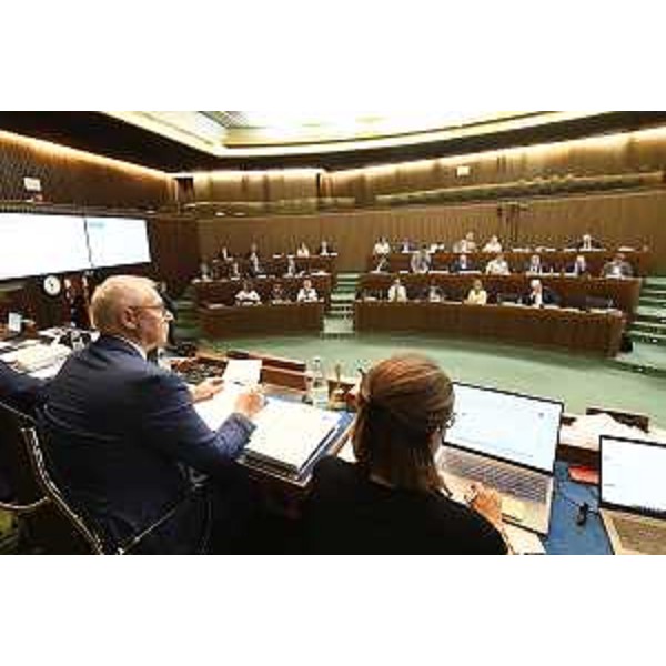 I lavori d'Aula durante l'ultima giornata d'Assestamento coordinati dal presidente Mauro Bordin - I lavori d'Aula durante l'ultima giornata d'Assestamento coordinati dal presidente Mauro Bordin