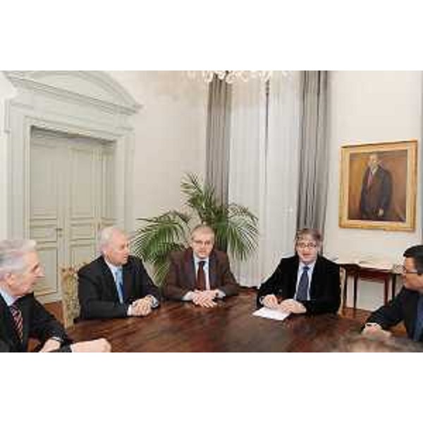 Renzo Tondo (Presidente Friuli Venezia Giulia) incontra i vertici di Confartigianato FVG. (Trieste 02/02/09)