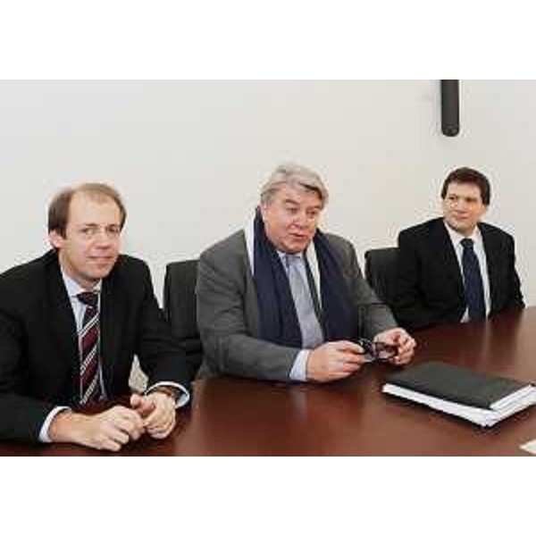 Ass. De Anna, F. Fregi (Microsoft), M. Balbi (Teorema) - Conferenza stampa "Nuove tecnologie per regione più produttiva"