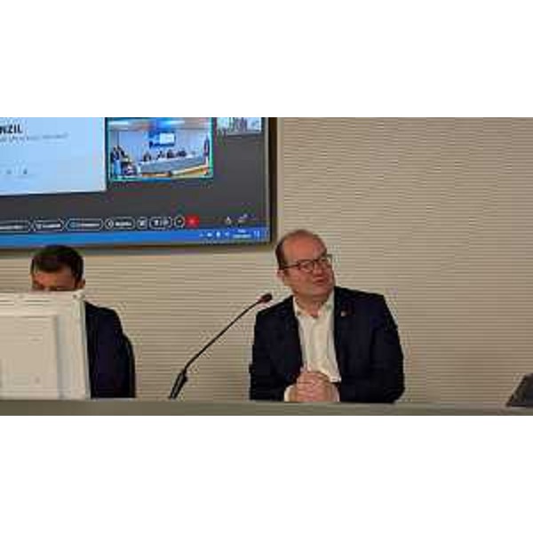 Il vicegovernatore con delega allo Sport del Friuli Venezia Giulia Mario Anzil alla presentazione della prima edizione della Friuli Doc Run. - Il vicegovernatore con delega allo Sport del Friuli Venezia Giulia Mario Anzil alla presentazione della prima edizione della Friuli Doc Run.
