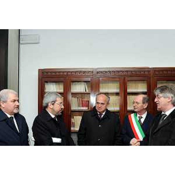 Renzo Tondo (Presidente Friuli Venezia Giulia), Dino Pontisso (Vicesindaco di Sedegliano), Furio Honsell (Sindaco di Udine) ed i senatori Ferruccio Saro e Flavio Pertoldi all'inaugurazione della Biblioteca Fondo Tessitori. (Sedegliano, 07/02/09)