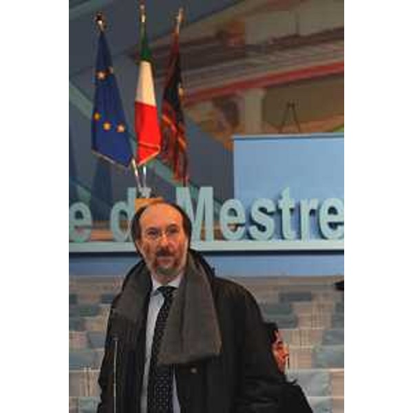 Riccardo Riccardi (Assessore regionale alla mobilità, energia ed infrastrutture di trasporto) alla cerimonia dell'inaugurazione del Passante di Mestre. (Bonisiolo, 08/02/09)