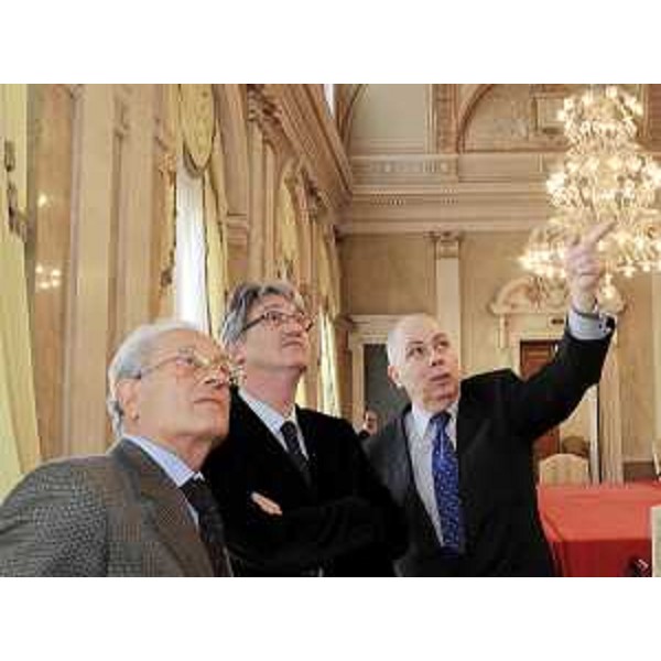 Antonio De Troia (Presidente Corte dei Conti Sezione controllo FVG), Renzo Tondo (Presidente Friuli Venezia Giulia) e Giovanni Bellarosa (Sezione controllo FVG Corte dei Conti) nella sede della Regione a Trieste. (Trieste 12/02/09) 