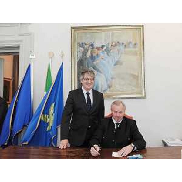Renzo Tondo (Presidente Friuli Venezia Giulia) e Gerhard Doerfler (Governatore Carinzia) nella sede della Regione a Trieste. (Trieste 13/02/09) 