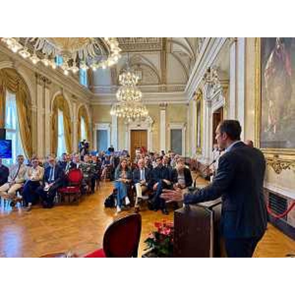 Un altro momento della conferenza. - Un altro momento della conferenza.